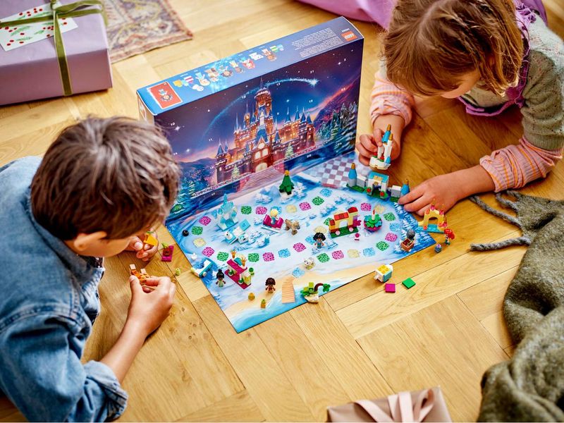 Конструктор LEGO® ǀ Disney Різдвяний календар 2024 43253 43253