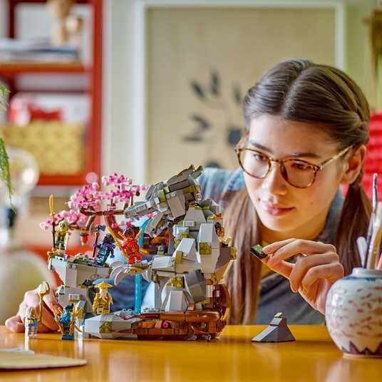 Купити офіційний Конструктор LEGO® NINJAGO® Храм каменю дракона