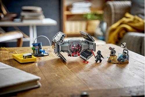 Купити Конструктор LEGO® Star Wars™ SMART Play™: Винищувач TIE