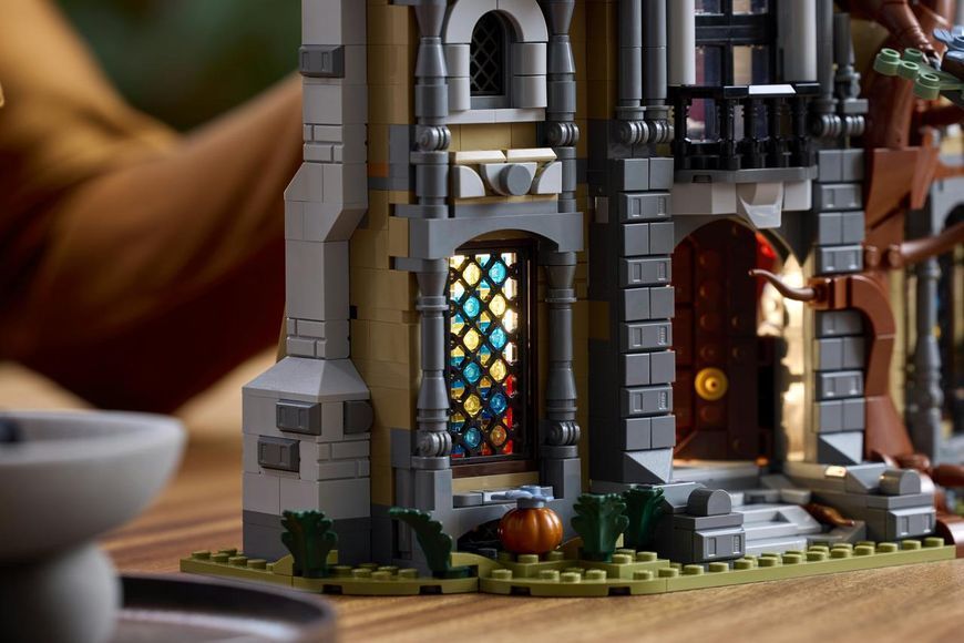 Конструктор LEGO&reg; Icons Маєток пані мера 11383 11383