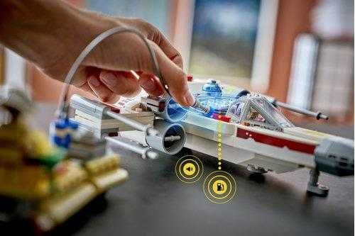 Купить Конструктор LEGO® Star WarsTM SMART PlayTM: X-Wing Люка