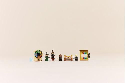 Набор LEGO&reg; Harry Potter Замок Хогвартс: Церемония распределения по факультетам, 76460 76460