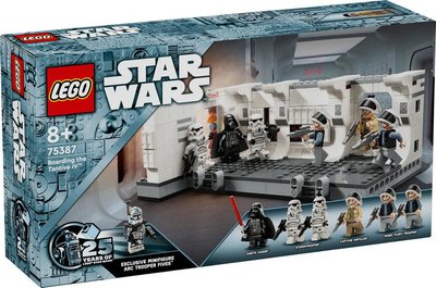 Конструктор LEGO® Star Wars™ Посадка на борт Тантов IV 75387 75387