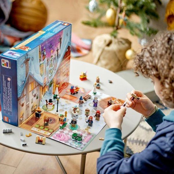 Конструктор LEGO Harry Potter Новорічний адвент календар на 2023 рік 227 деталей 76418 76418