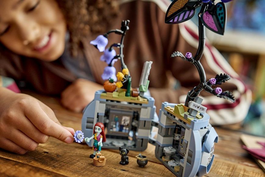 Конструктор LEGO&reg; | Disney Цветочный горшок Салли 43288 43288