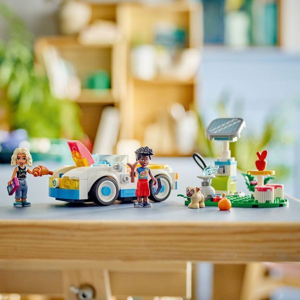 Конструктор LEGO&reg; Friends Електромобіль і зарядний пристрій 42609 42609