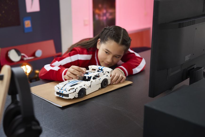 Конструктор LEGO&reg; Technic Dodge Viper GTS-R 42234 42234