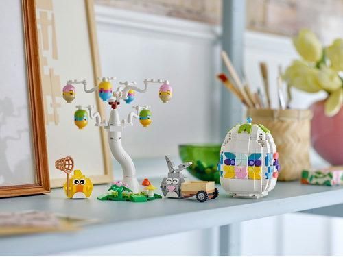 Конструктор LEGO&reg; Великодній кролик і полювання на курячі яйця 40808 40808
