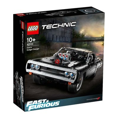 Конструктор LEGO Technic Dom's Dodge Charger 42111 42111