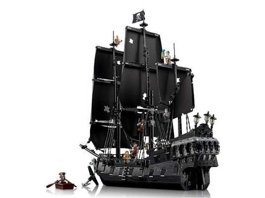 Купити Конструктор LEGO Icons Піратський корабель капітана Джека