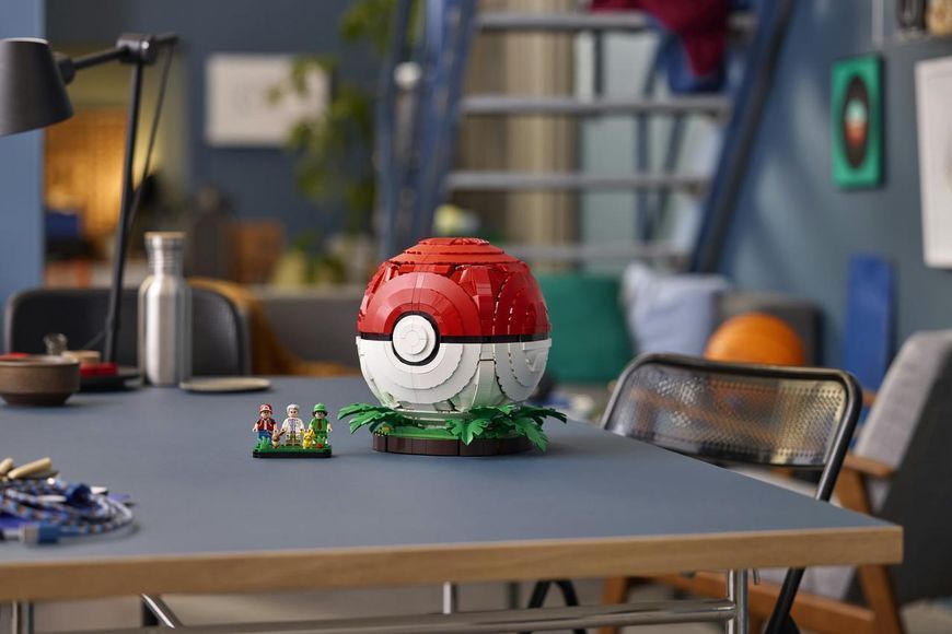 Конструктор LEGO&reg; Pok&eacute;monTM Покебол с знаковыми моментами работы Тренеров 72154 72154