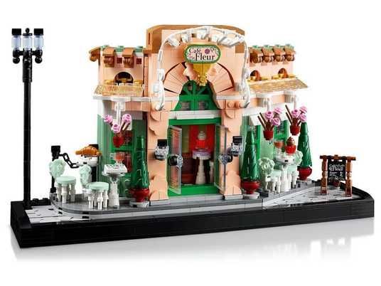 Купить Конструктор LEGO Icons Французское кафе 10362 в магазине