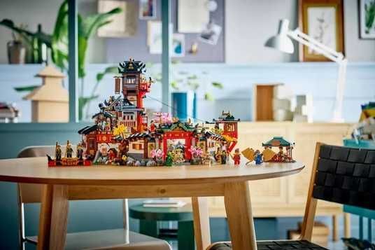 Купить Конструктор LEGO NINJAGO Старой город: 15-летняя годовщина