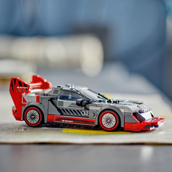 Конструктор LEGO® Speed Champions Audi S1 e-tron quattro 76921 76921