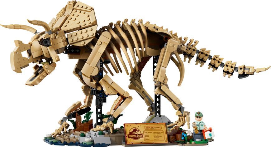 Конструктор LEGO&reg; Jurassic World Скамʼянілості динозаврів: трицератопс 77985 77985