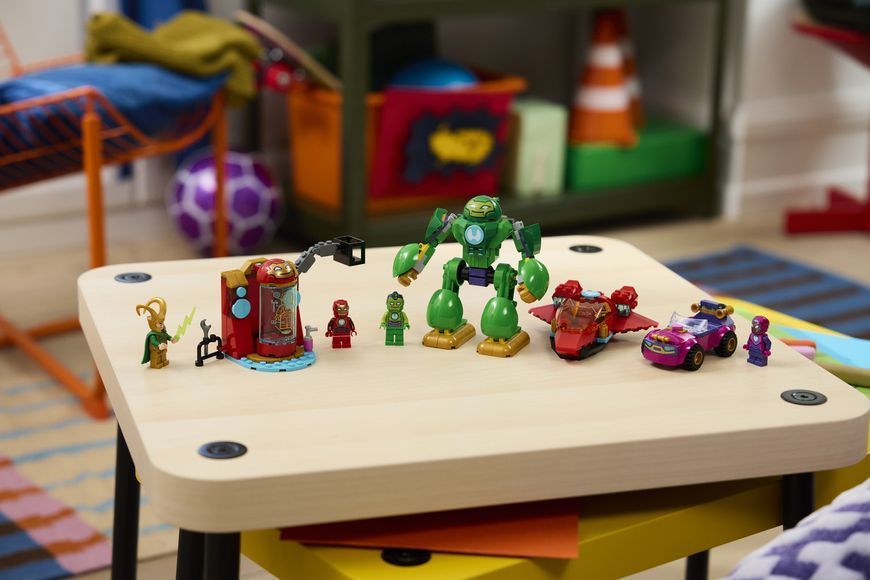 Конструктор LEGO&reg; ǀ Marvel Локі проти команди Залізної Людини 11211 11211