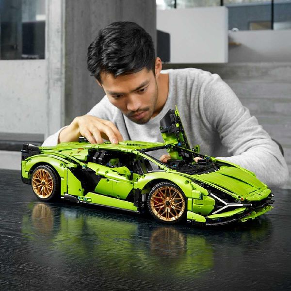 Конструктор LEGO Lamborghini Sián FKP 37 42115