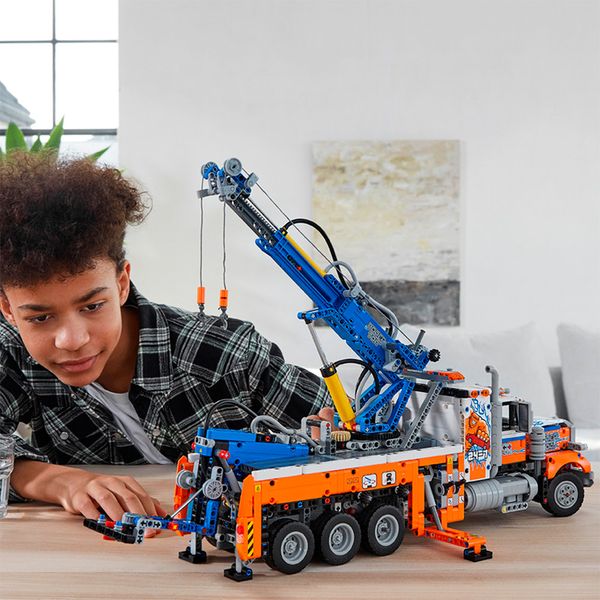 Конструктор LEGO Technic Тяжелый эвакуатор 42128 42128