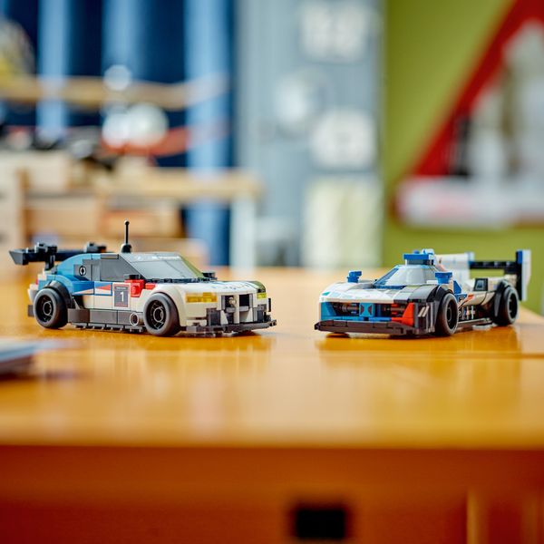 Конструктор LEGO® Speed Champions Автомобілі для перегонів BMW M4 GT3 і BMW M Hybrid V8 76922