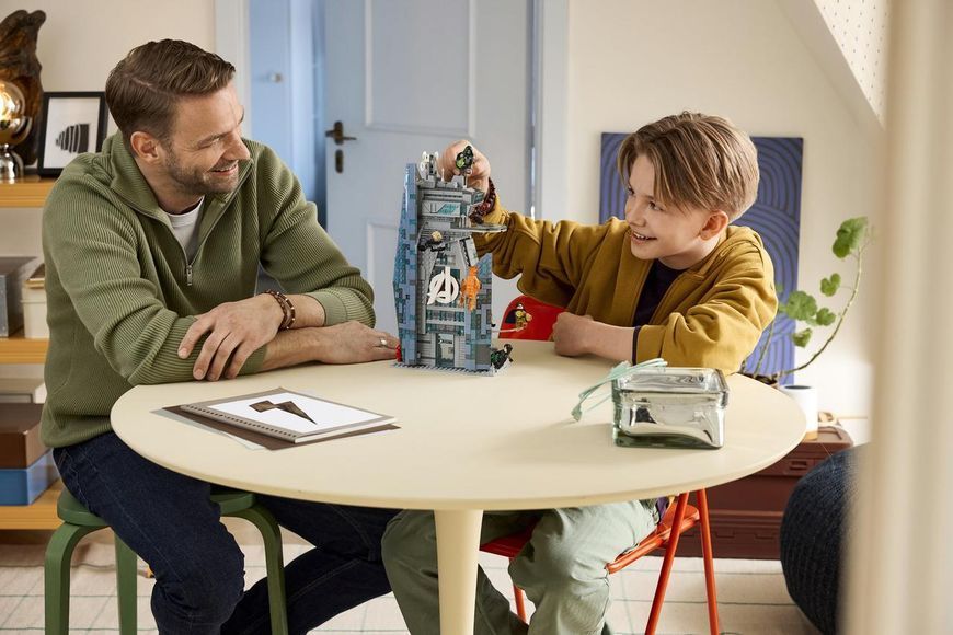 Конструктор LEGO&reg; | Marvel &laquo;Месники: Судний день&raquo;. Нова Вежа Месників 76352 76352