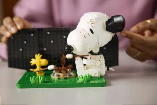 Купити Конструктор LEGO® Ideas «Дрібнота»: будка Снупі 21368 в