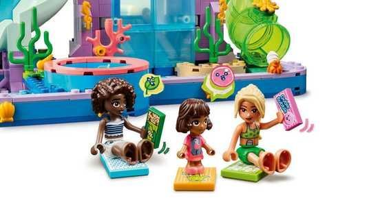 Купить Конструктор LEGO® Friends Аквапарк Хартлейк-Сити Игровой