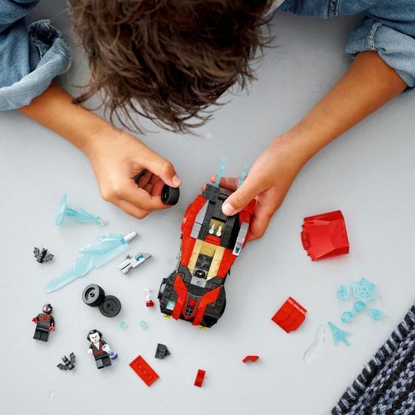 Конструктор LEGO&reg; Super Heroes Майлз Моралес проти Морбіуса 220 деталей (76244) 76244