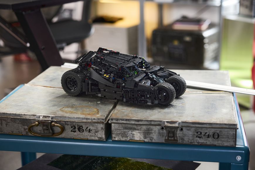 Конструктор LEGO&reg; Technic BatmobileTM Tumbler 42239 42239
