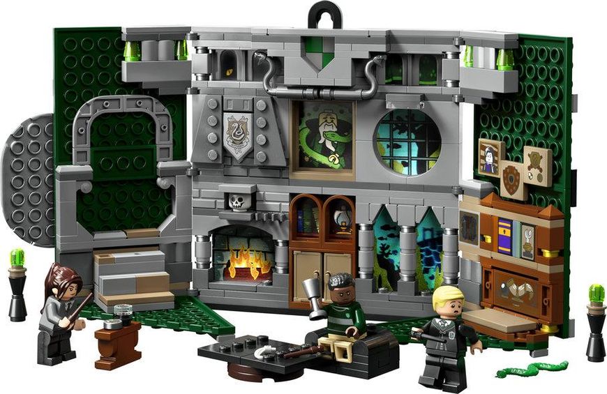 LEGO® Harry Potter™ «Знамя общежития Слизерин» 76410 76410