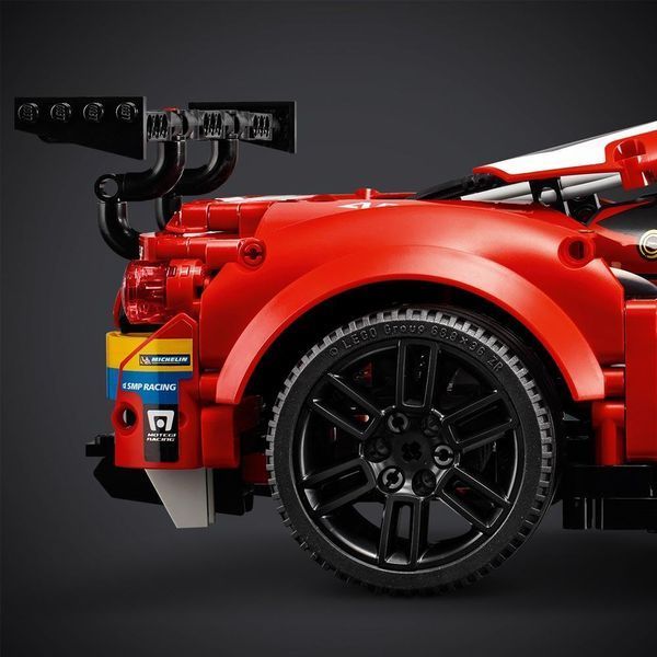 Конструктор LEGO Technic Ferrari 488 GTE &ldquo;AF Corse #51&rdquo; 42125 42125