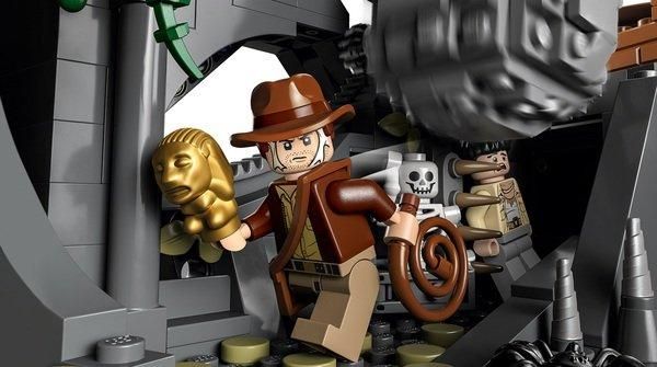 Конструктор LEGO Indiana Jones Храм Золотого Ідола 77015 77015