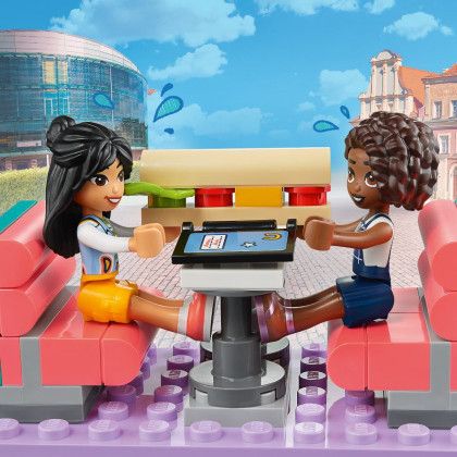 Конструктор LEGO® LEGO Friends Хартлейк Сіті: ресторанчик в центрі міста 346 деталей (41728) 41728