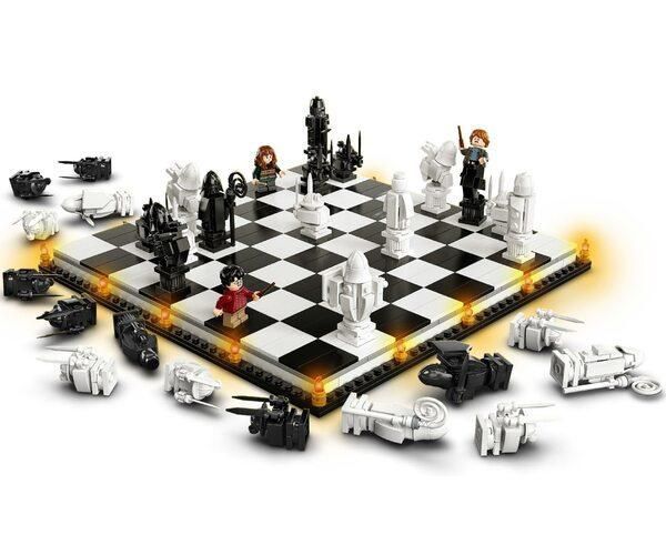 Конструктор LEGO Harry Potter Хогвартс: волшебные шахматы 76392 76392