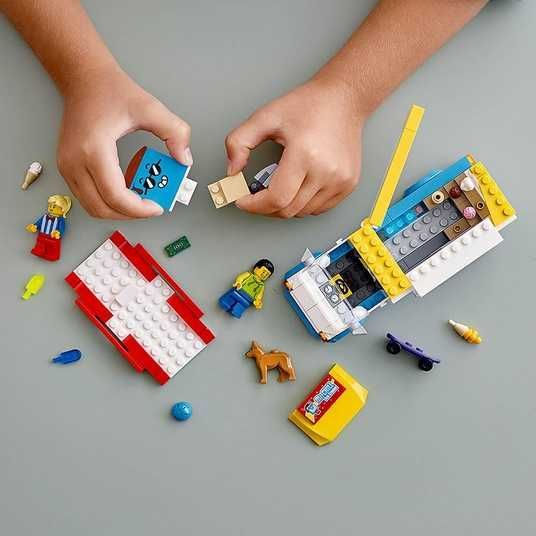 Купить Конструктор LEGO® City Фургон с мороженым 60253 в магазине