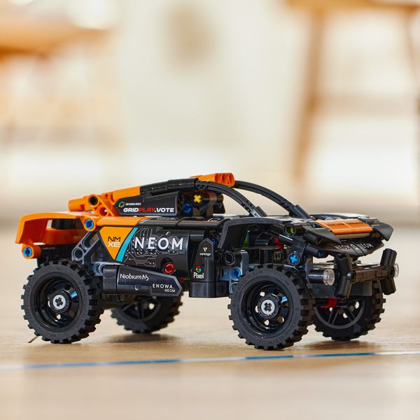 Конструктор LEGO® Technic NEOM McLaren Extreme E 42166 42166