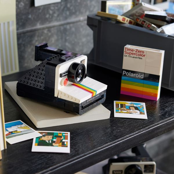 Конструктор LEGO® Ideas Фотоапарат Polaroid OneStep SX-70 21345