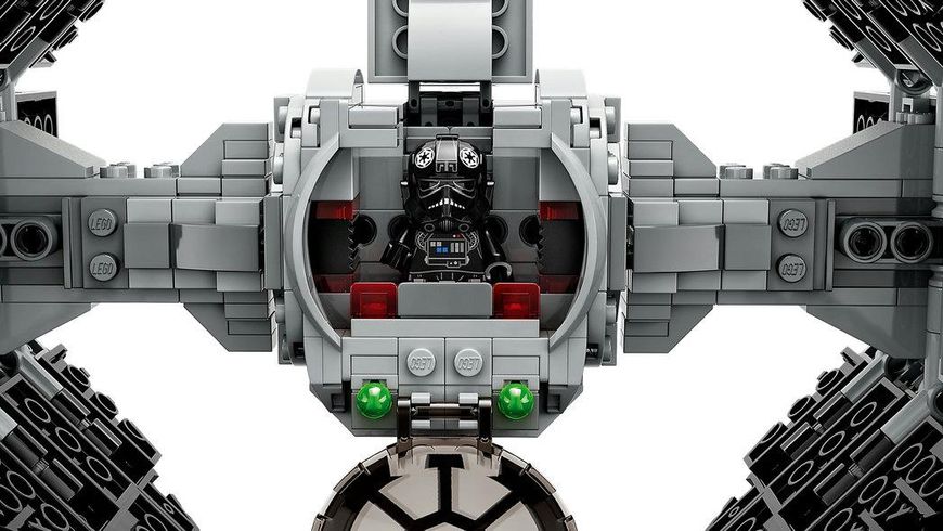 LEGO® Star Wars Мандалорский истребитель против перехватчика TIE 75348 75348