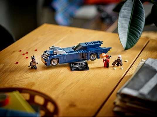 Купить Конструктор LEGO® DC Batman™: Бэтмен на бетмобиле против