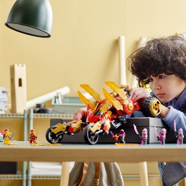 Конструктор LEGO NINJAGO Рейдер Золотого дракона Кая 71773 71773