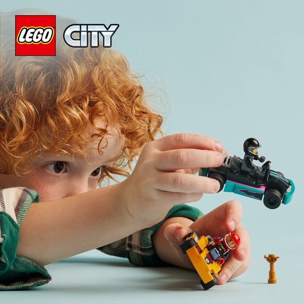 Конструктор LEGO® City Картинг и гонщики 60400 60400