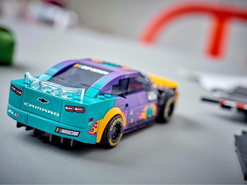 Конструктор LEGO® Speed Champions NASCAR® Next Gen Chevrolet Camaro ZL1 76935 76935