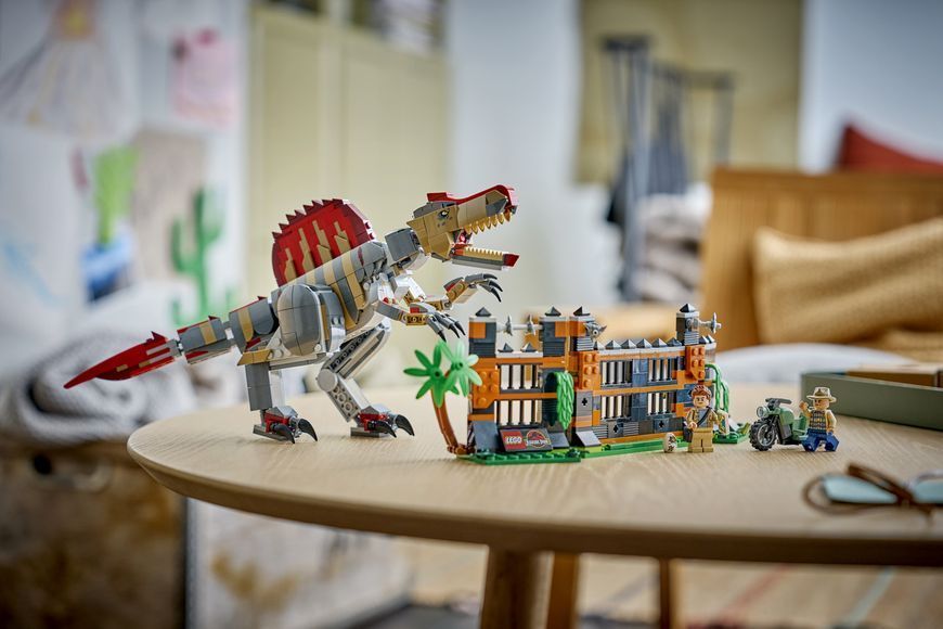 Конструктор LEGO&reg; Jurassic World Втеча спинозавра 77982 77982