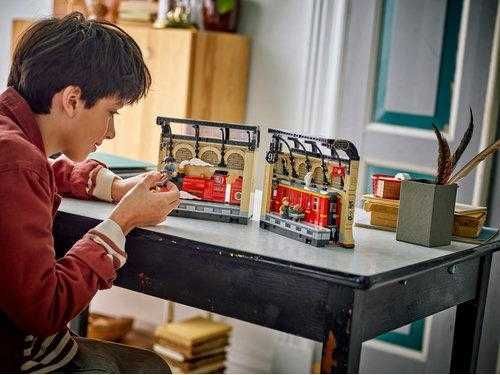 Купить Конструктор LEGO® Harry PotterTM Бук нук: Хогвартский