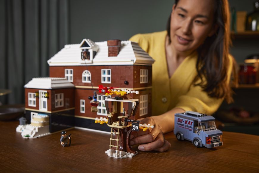 Конструктор LEGO Ideas Один дома 21330 21330