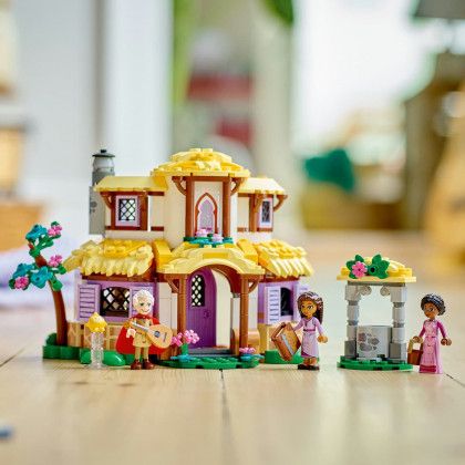 Конструктор LEGO Disney Princesses Будиночок Аші 43231 43231