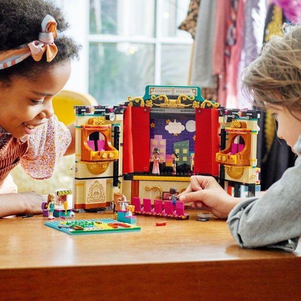 Конструктор LEGO Friends Театральная школа Андреа 1154 деталей 41714 41714