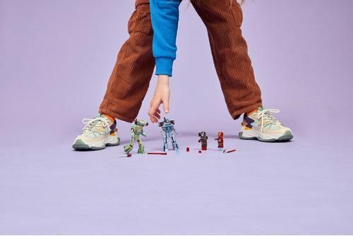 Конструктор LEGO&reg; | Marvel Железный человек и Боевая Машина против Хаммер Дронов 76320 76320