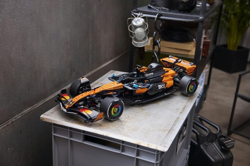 Конструктор LEGO&reg; Technic Автомобиль McLaren MCL39 F1&reg; 42228 42228