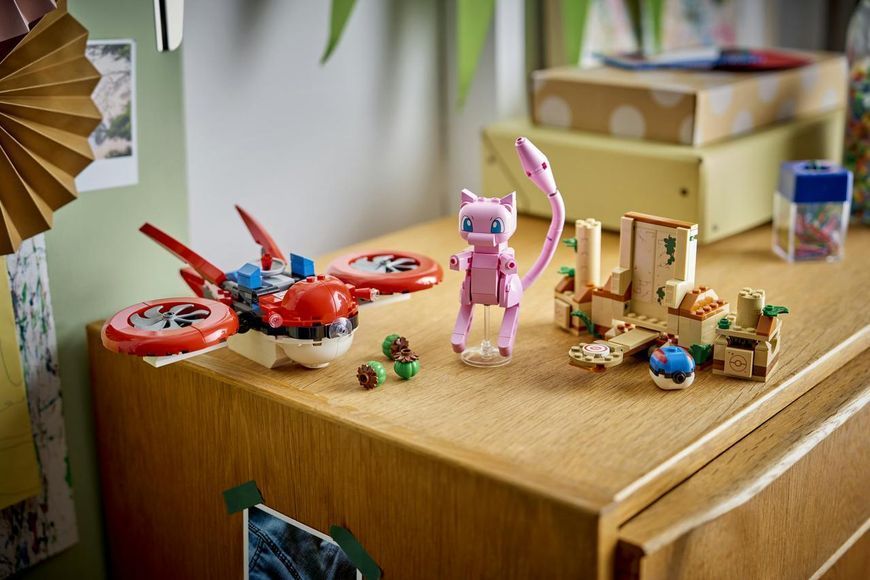 Конструктор LEGO&reg; Pok&eacute;mon&trade; SMART Play&trade;: Пошук міфічного Мью за допомогою дрона 72161 72161