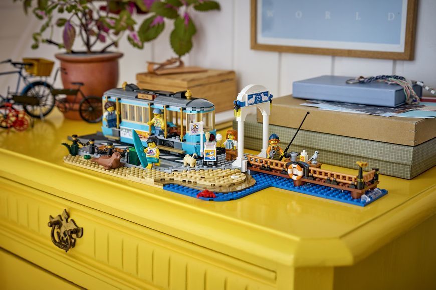 Конструктор LEGO&reg; City Класичний трамвай до пляжу 60506 60506